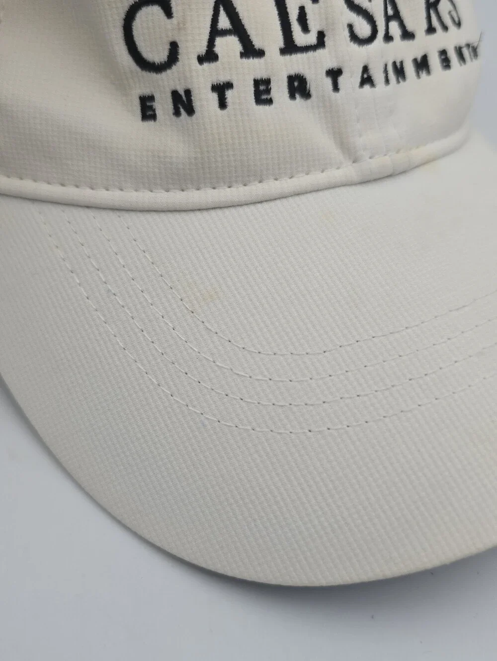 Nike Legacy91 Dri-Fit Ceasers Entertainment Cream Adjustable Hat